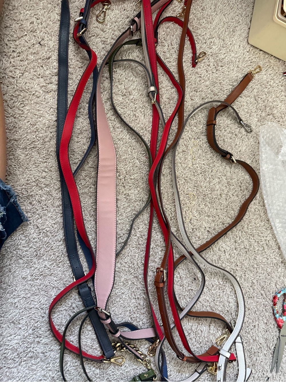 Crossbody straps